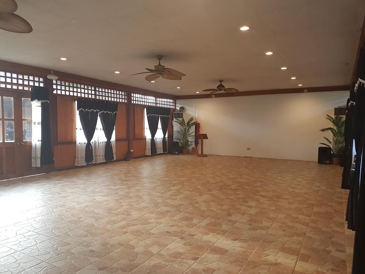 Boro Bay Hotel - Borongan Buitenkant foto